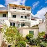 Lägenhet Dvor Makarska