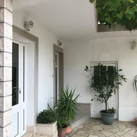 Lägenhet Dvor Makarska