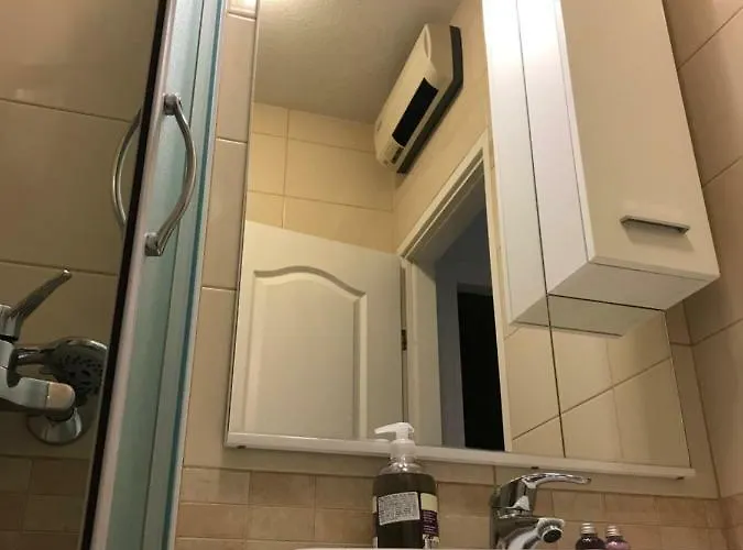 Lägenhet Dvor Makarska